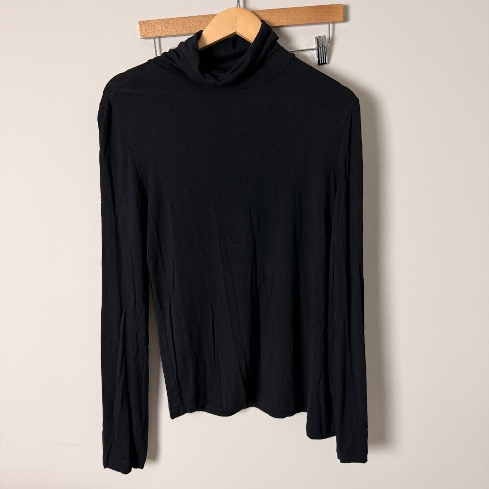 2/$30 Costa Blanca Black Turtleneck Large
